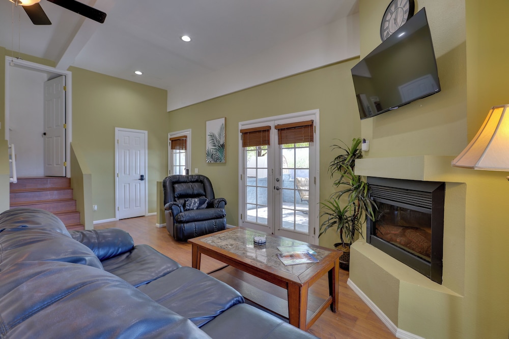 Desert-view Home w/ Large Loft in Apache Junction!
