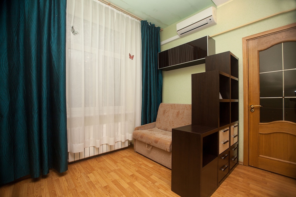Kvart Boutique Novoslobodskiy