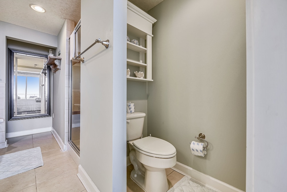 Grand Panama Beach Resort by Book That Condo