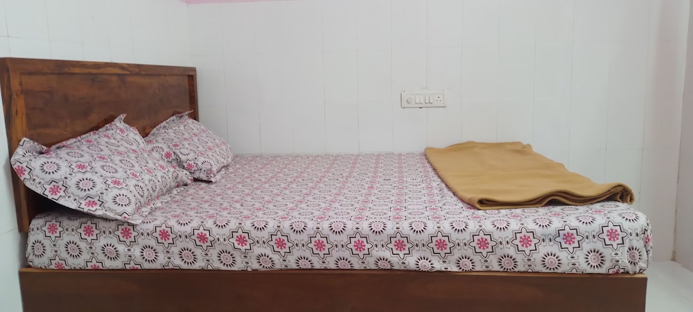 Sri Sri Residency