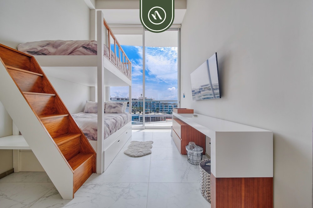 Apartments with Beach Access