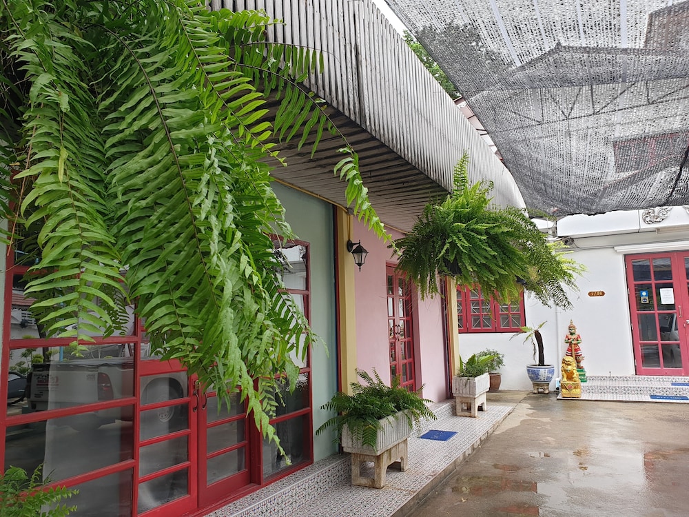 Hotel Super Hostel - Image 1