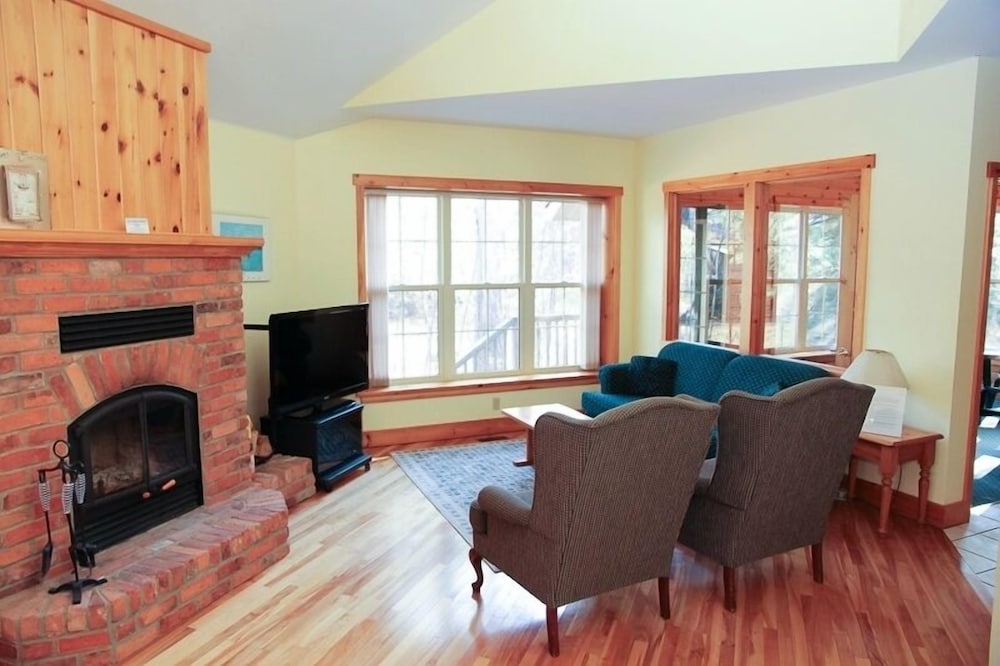 Patterson Kaye Resort on Lake Muskoka