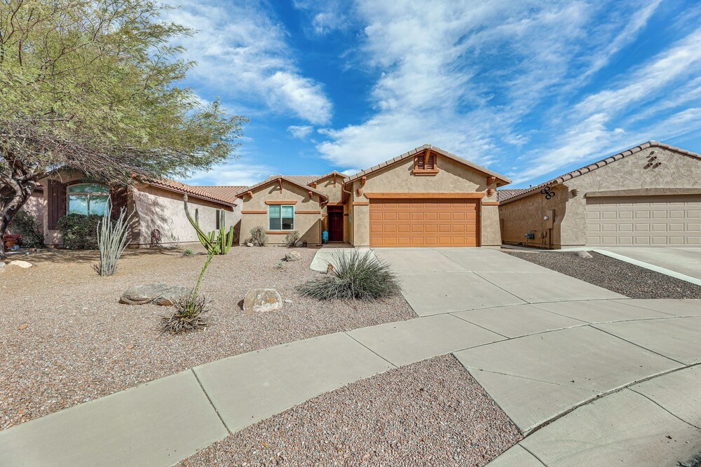 Near Hiking & Golf: Gold Canyon Home w/ Fire Pit!