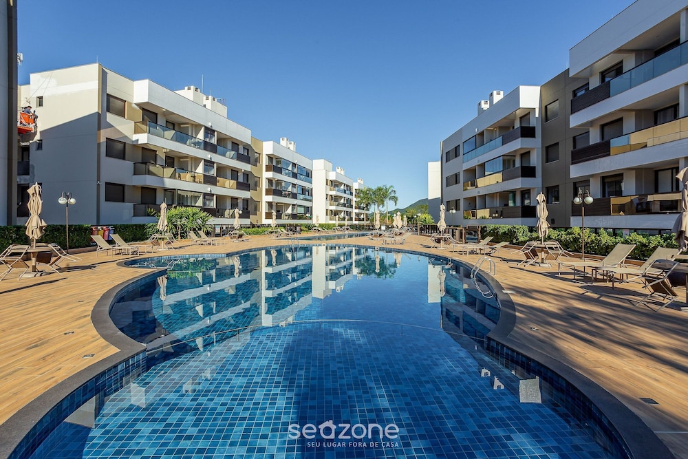 Apartments With Pools 200m From the sea Floripa-sc ADC