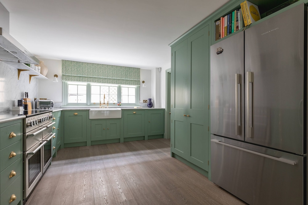 Chester Row IV by Onefinestay