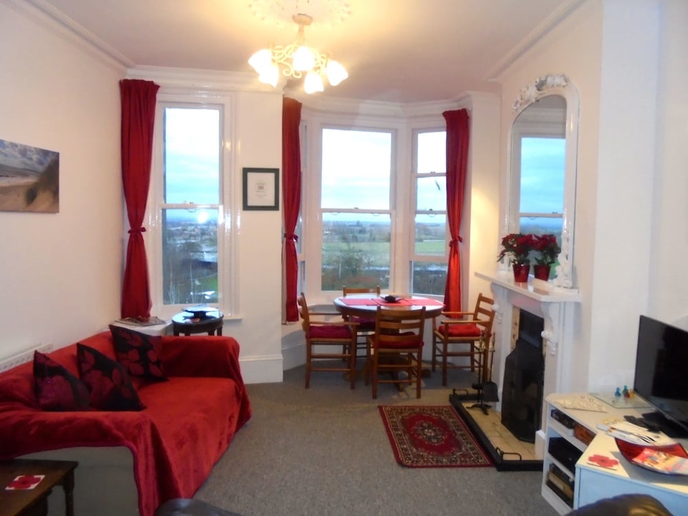Seaview Cottage