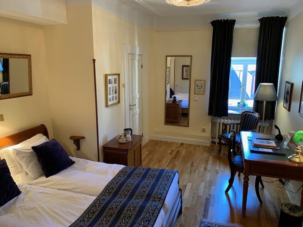 Mayfair Hotel Tunneln 25