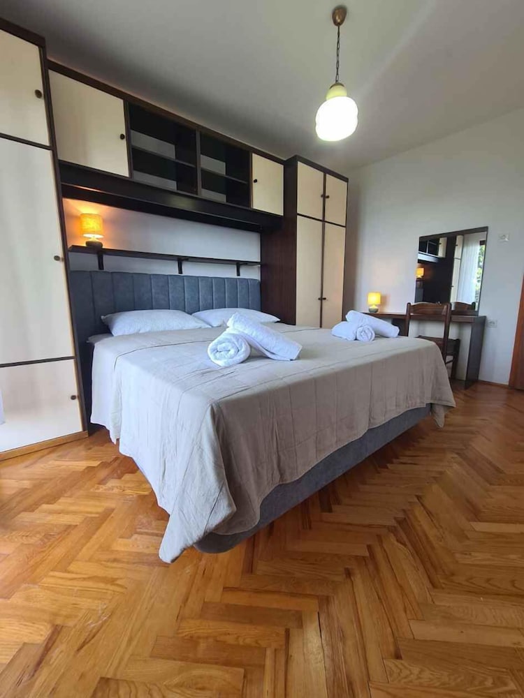 Apartmani Jaka