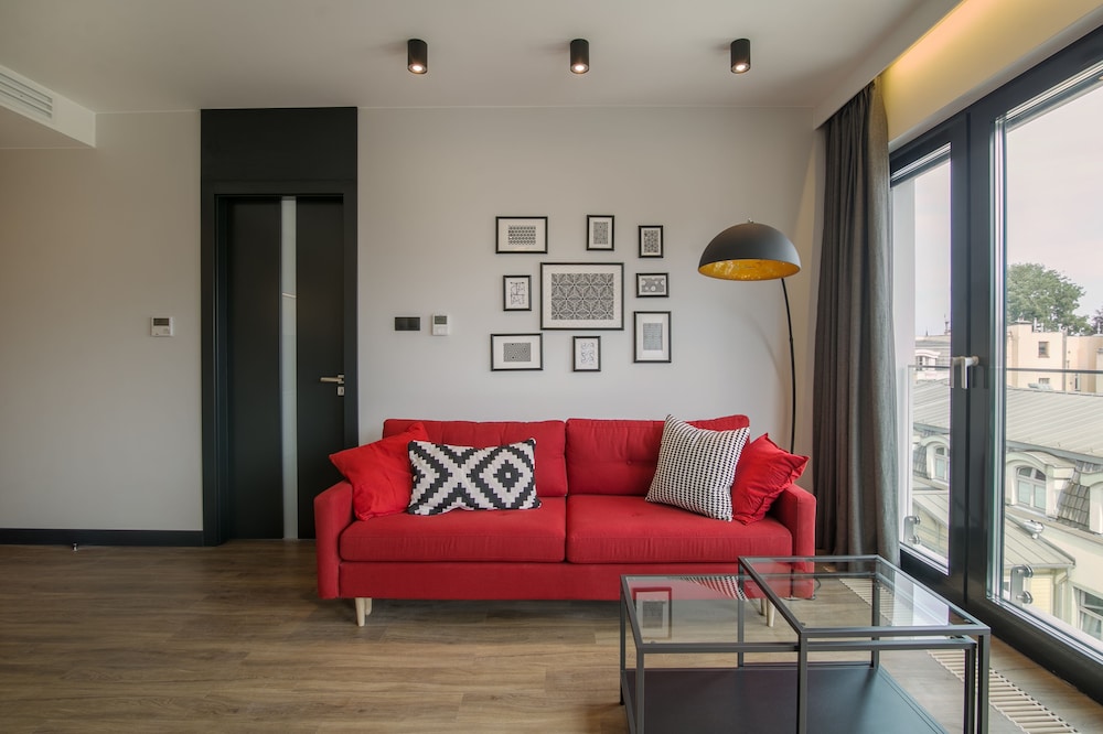 Grand Apartments