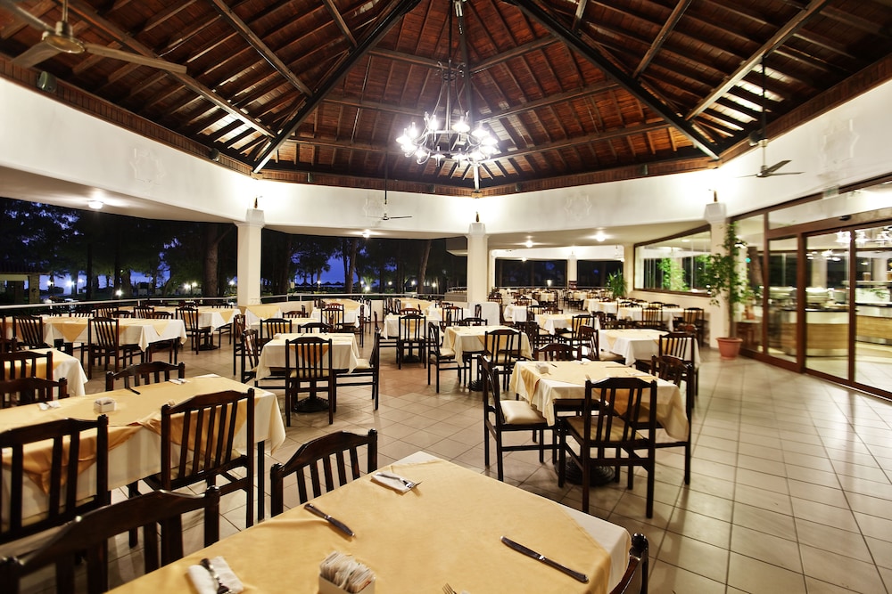 Champion Holiday Village - All Inclusive