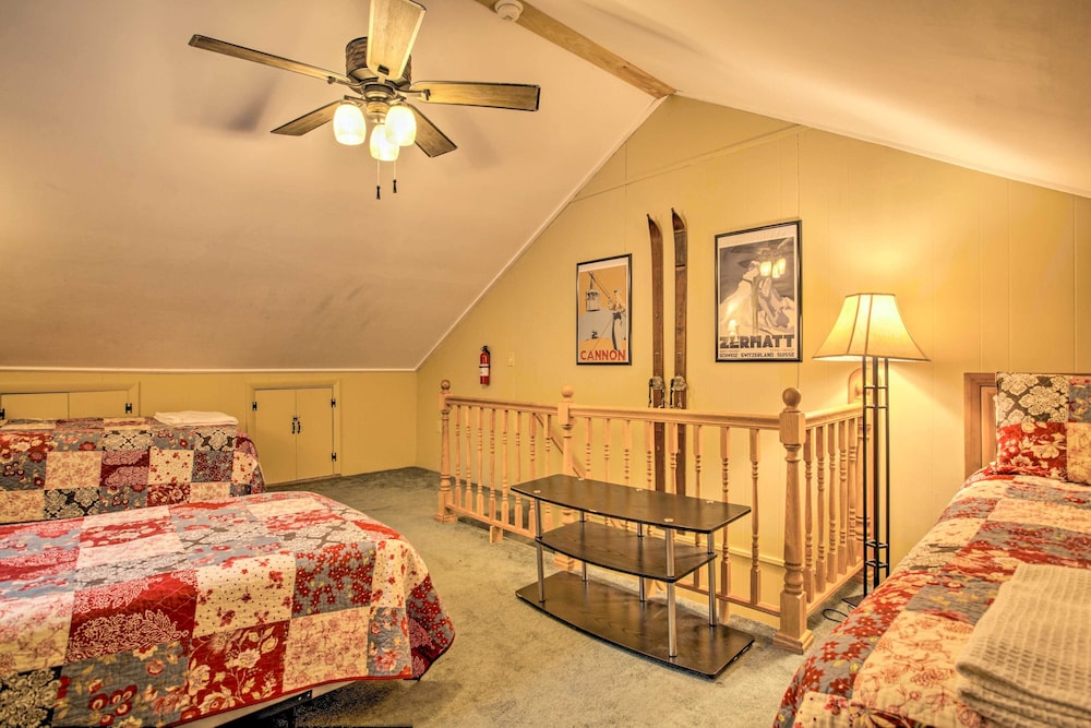 Spacious Bethlehem Mountaintop Home w/ Deck & View
