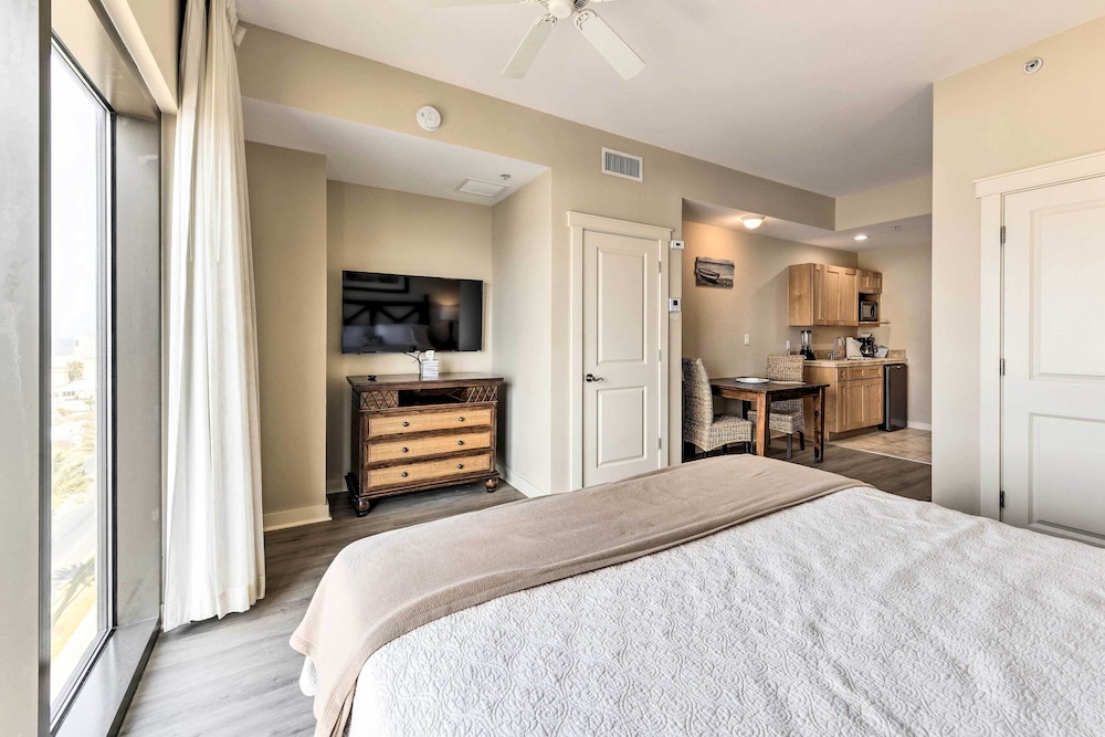 Scenic PCB Condo w/ Stunning Sunsets & Beach View!