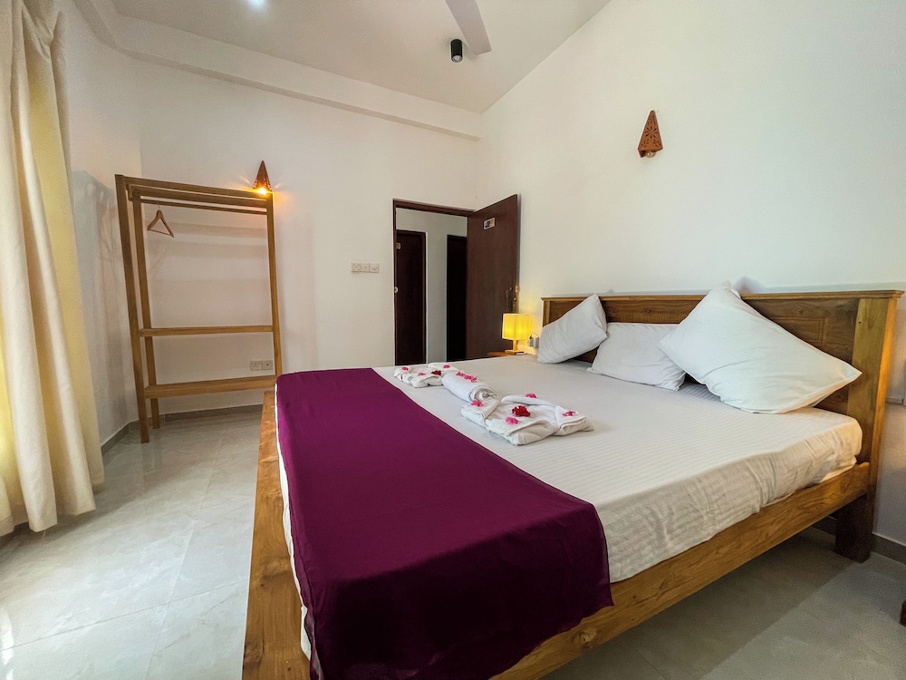 Randi Guest House