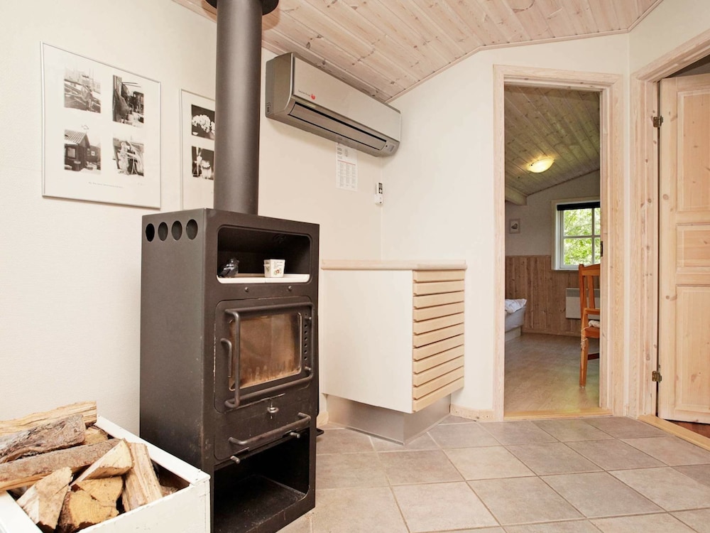 6 Person Holiday Home in Jerup