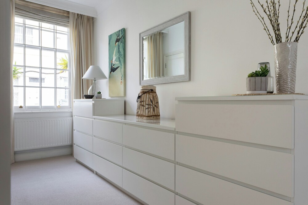 Bathurst Mews III by Onefinestay