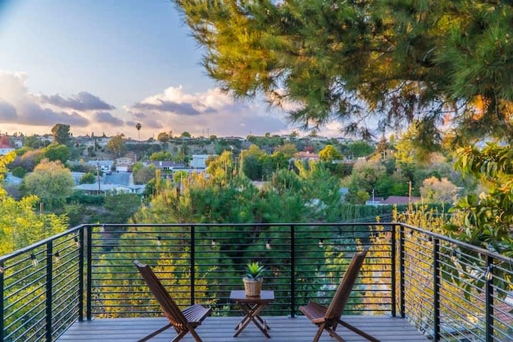 Cozy Comfort LA House With Stunning Scenic Views