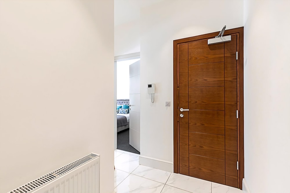 Stylish Two-bed Flat Near Oxford Circus