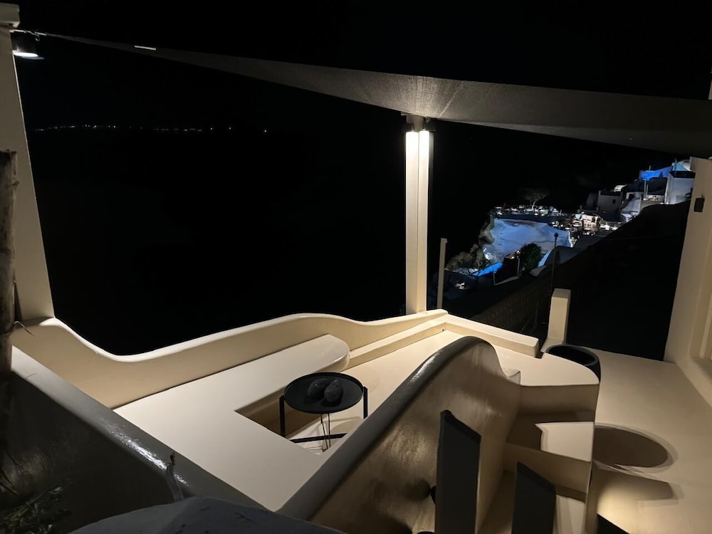 OIA Unique Homes by K&K