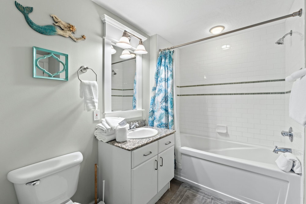 Grand Panama Beach Resort by Panhandle Getaways