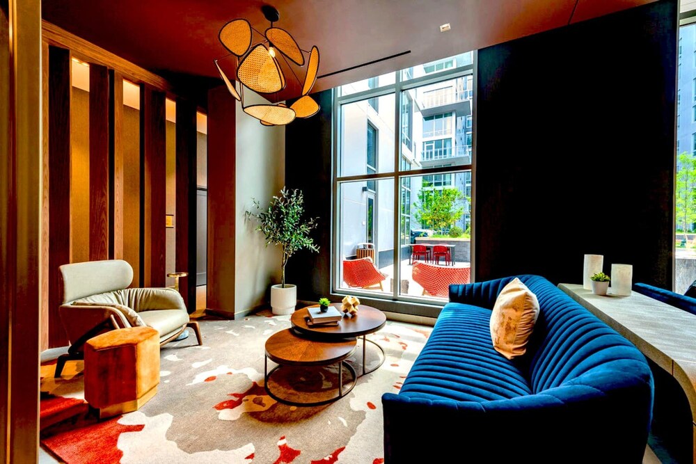Prime Metro Proximity Condo at Clarendon
