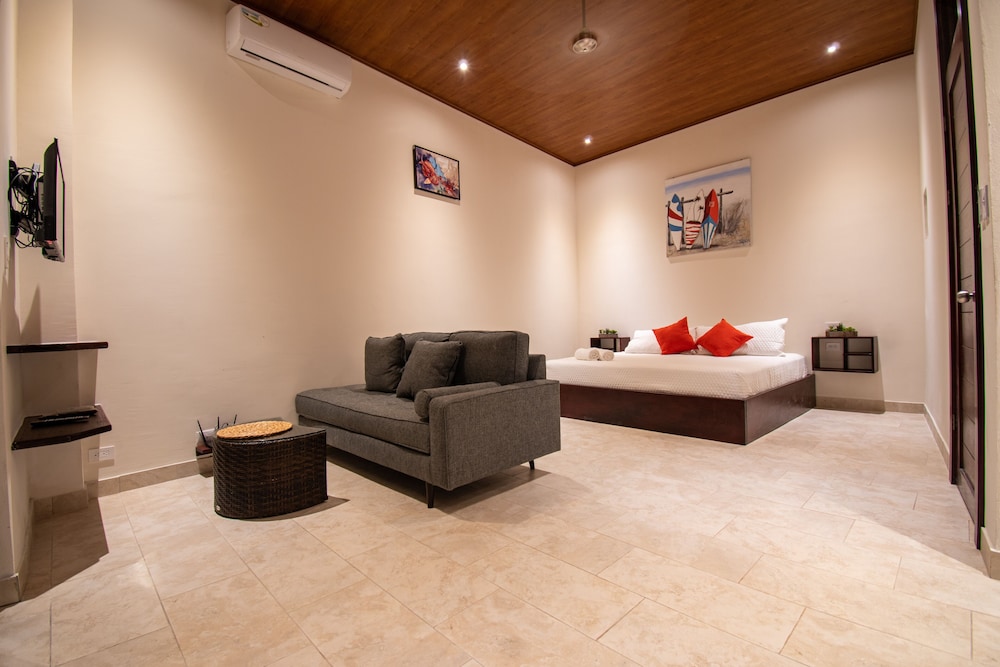 Surfside Apartments Playa Carmen view 2