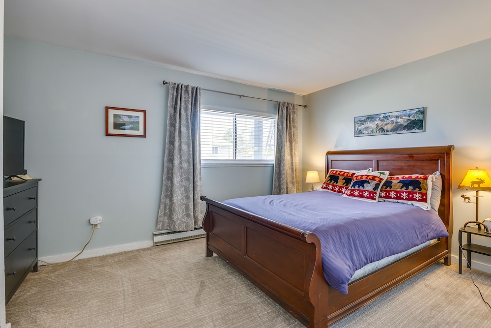 Family-friendly Fraser Condo w/ Heated Pool Access