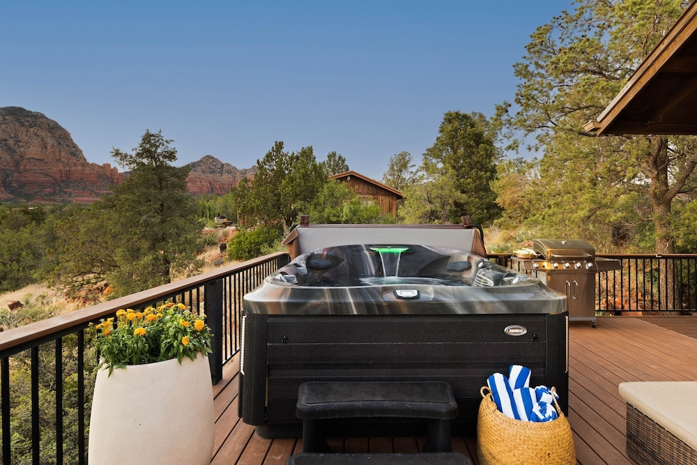 Roca Roja by Avantstay Mountain Views in the Heart of Sedona