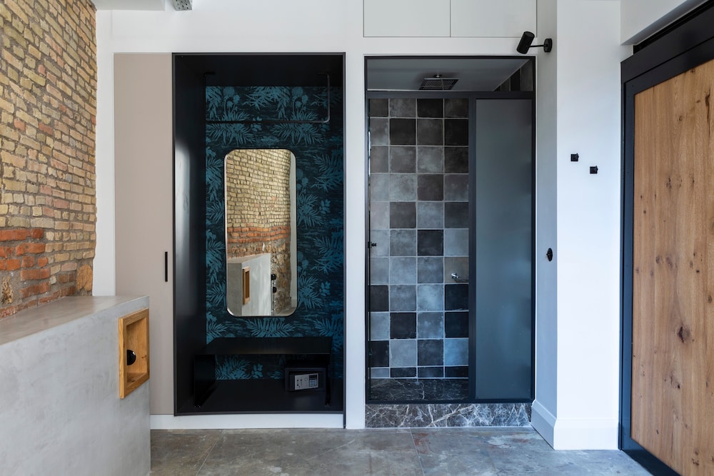 The Foundry Suites