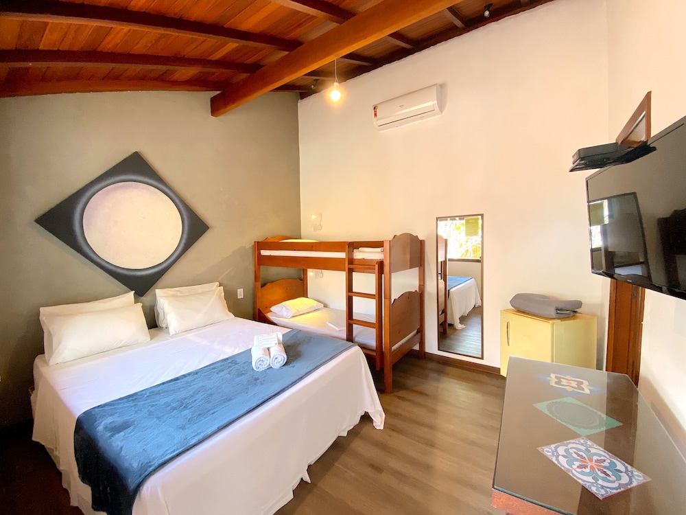 Bamboo Búzios Hostel