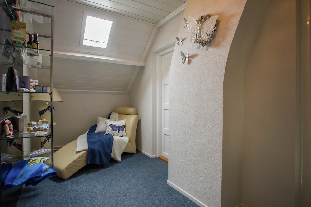 Boutique Apartment in Ritthem With Terrace