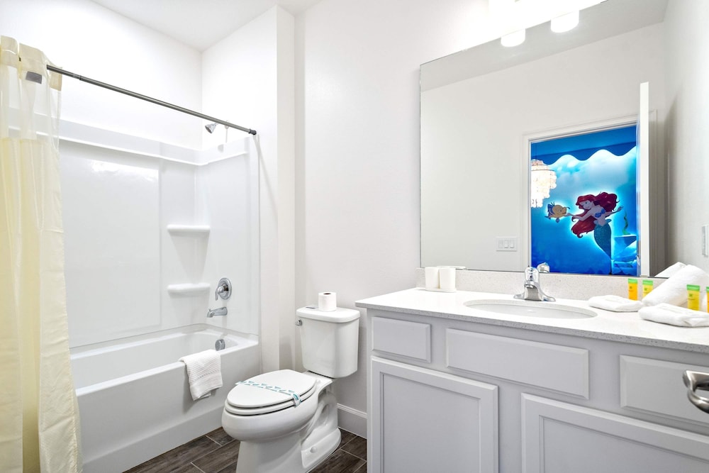 Themed Kids' Rooms, Pool & Game Loft Near Disney