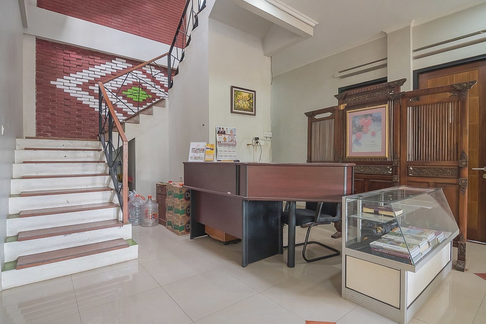 RedDoorz Syariah near Krida Nusantara view 2