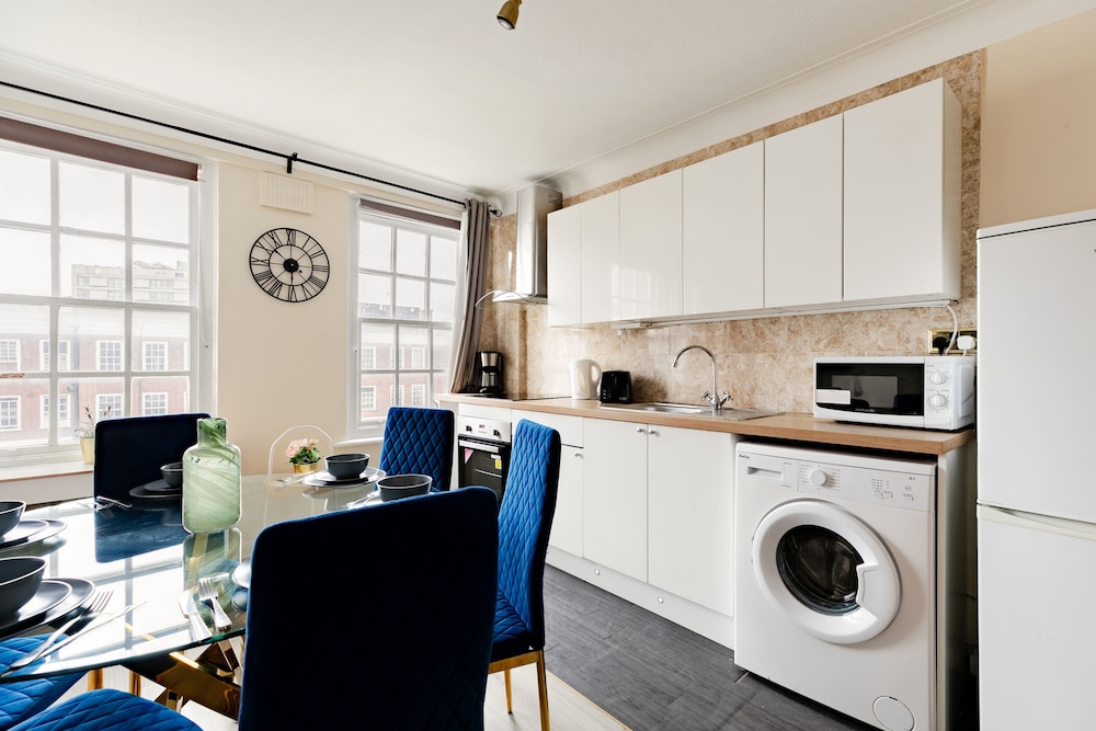 Elegant 3 Bedrooms Apartment Near Hyde Park & Oxford St