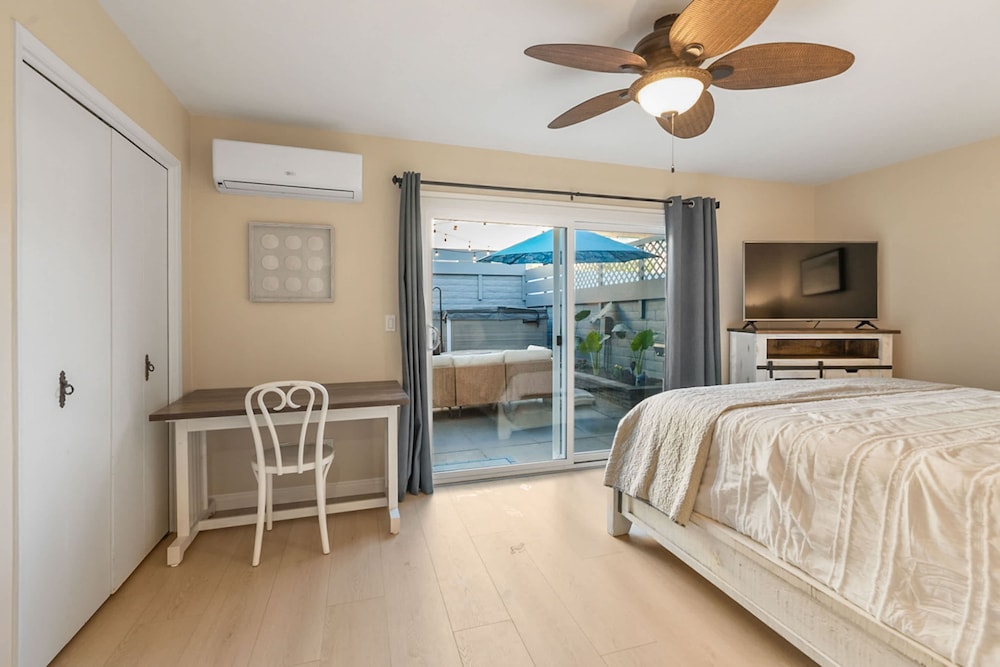 Beachfront Home In Carlsbad - Remodeled