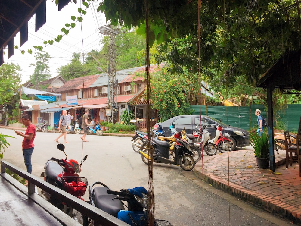 Y Not Laos Hostel