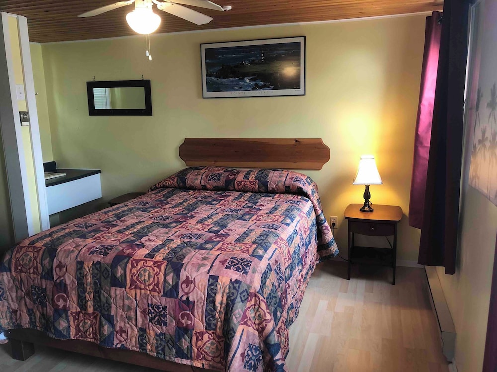 Lakelawn B&B Motel