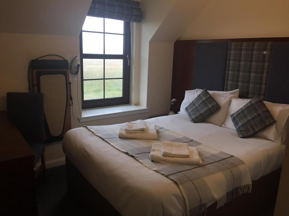 Polochar Inn view 4