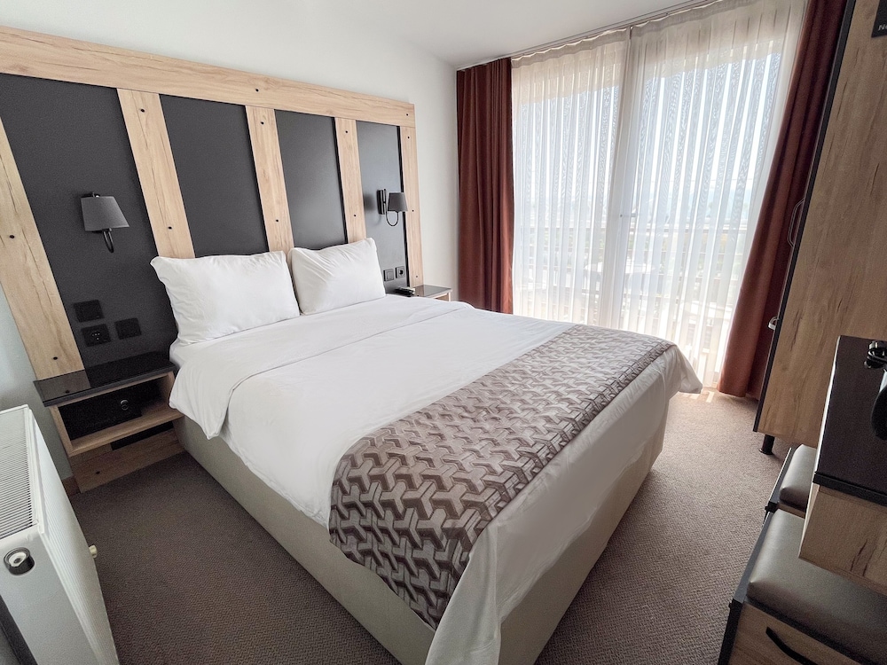 Galley Hotel