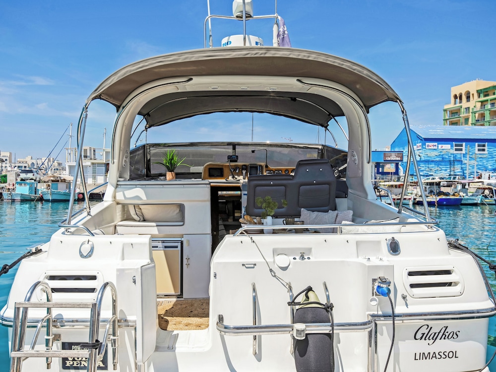 Boat Glafkos - Charming 2 bdr Boat