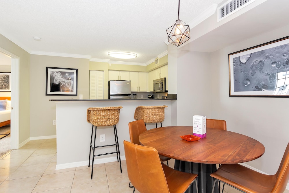 Dharma Home Suites Coral Gables at Gables Grand Plaza, 写真 64