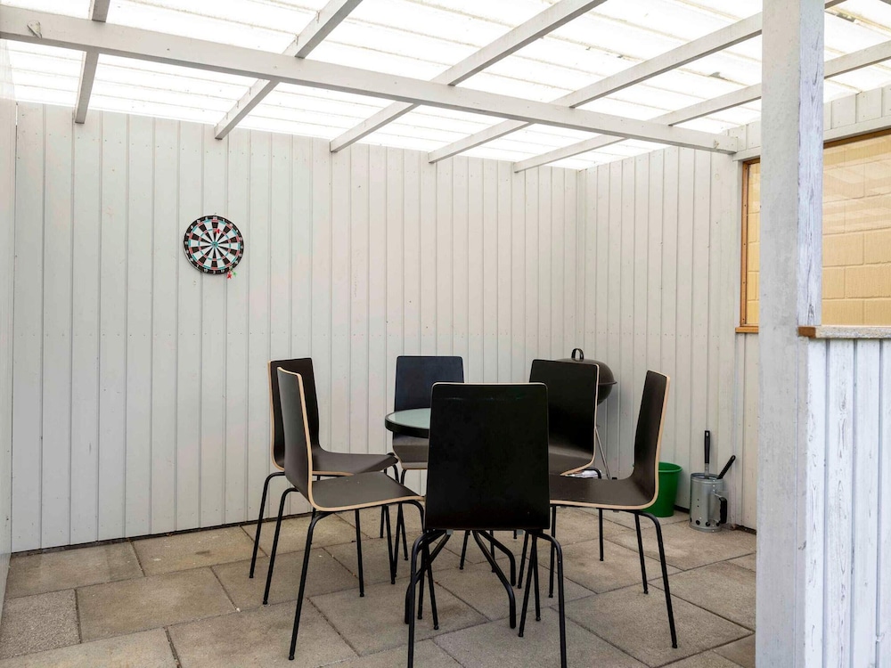 5 Star Holiday Home in Rodby