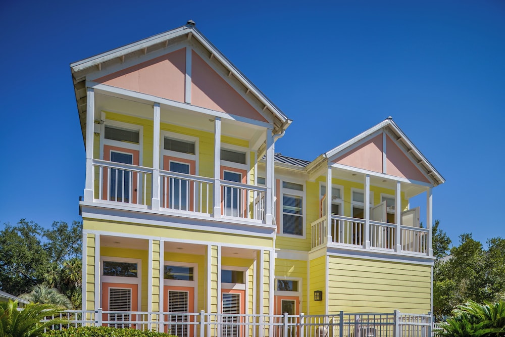 Barefoot'n Resort Kissimmee Orlando