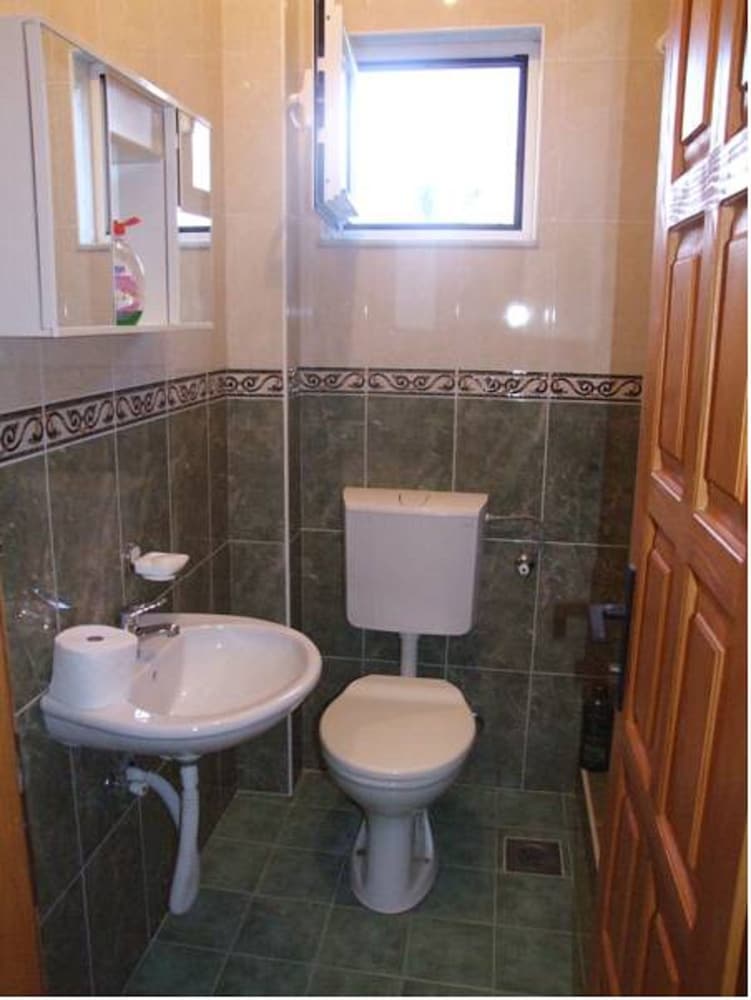 B&B Lovac Azurina