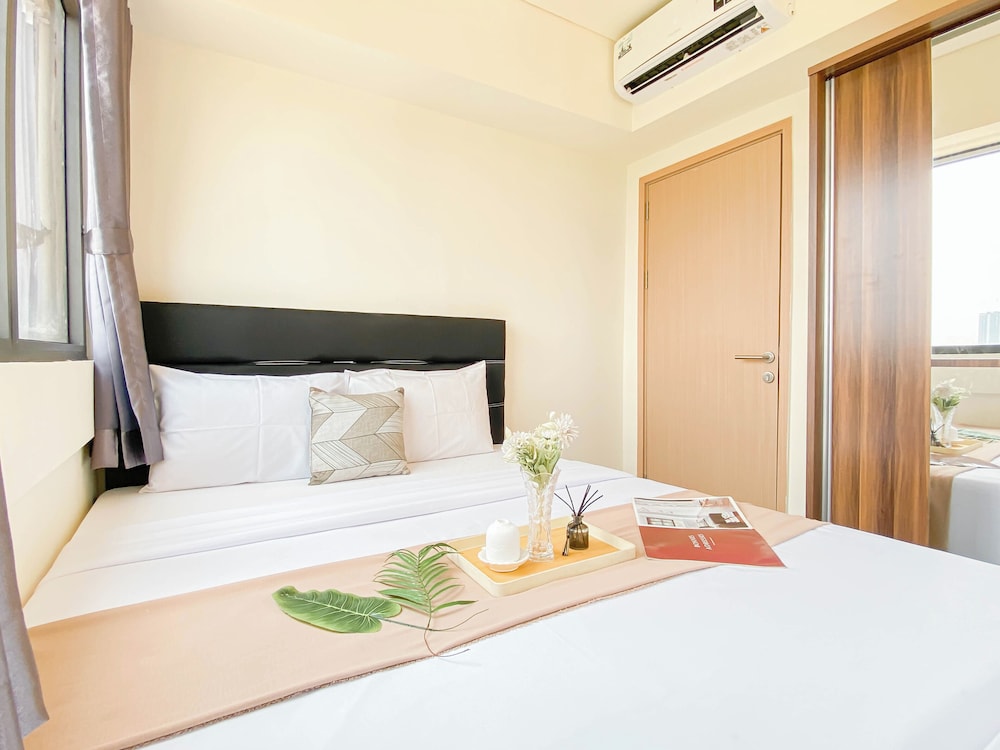 Good Deal and Homey 2BR Meikarta Apartment