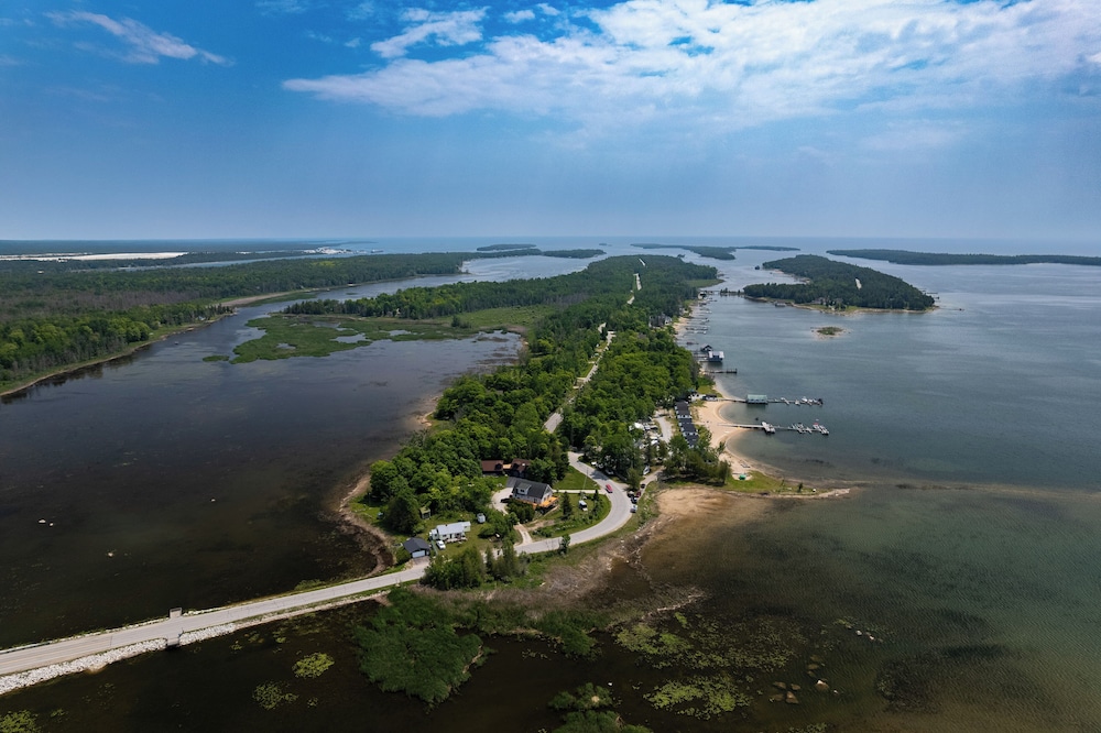 Beach & Dock Access: Upper Peninsula Cabin Retreat