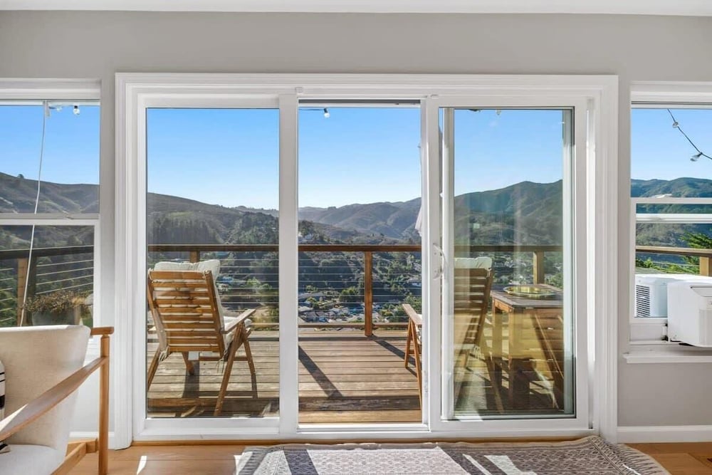 @ Marbella Lane - Chic Abode W/mountain Skyline