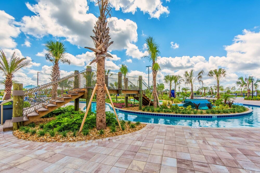 Luxury Townhome With Private Pool Near Disney - Image 4