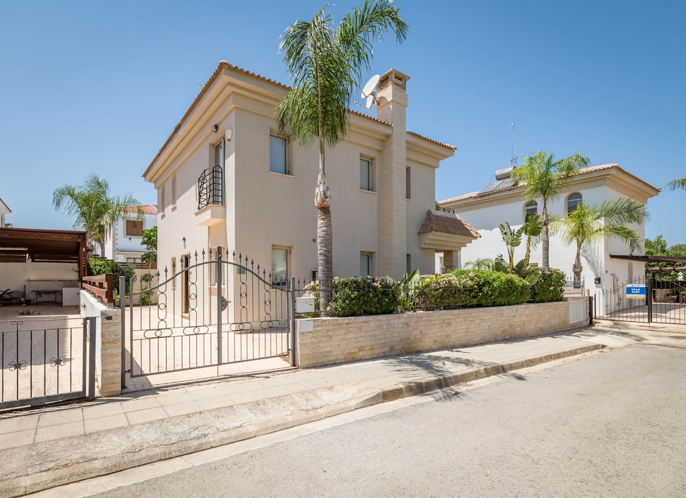 Villa Lindo in Protaras