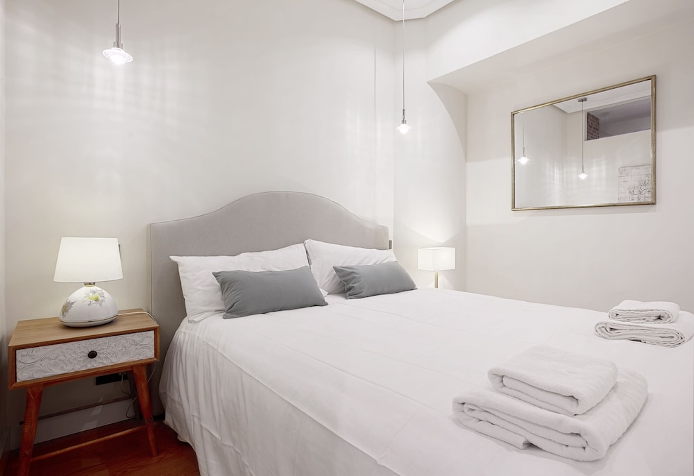 Cozy & Bright 1 Bd Apartm one Step Away Form Retiro Park. Retiro III view 3